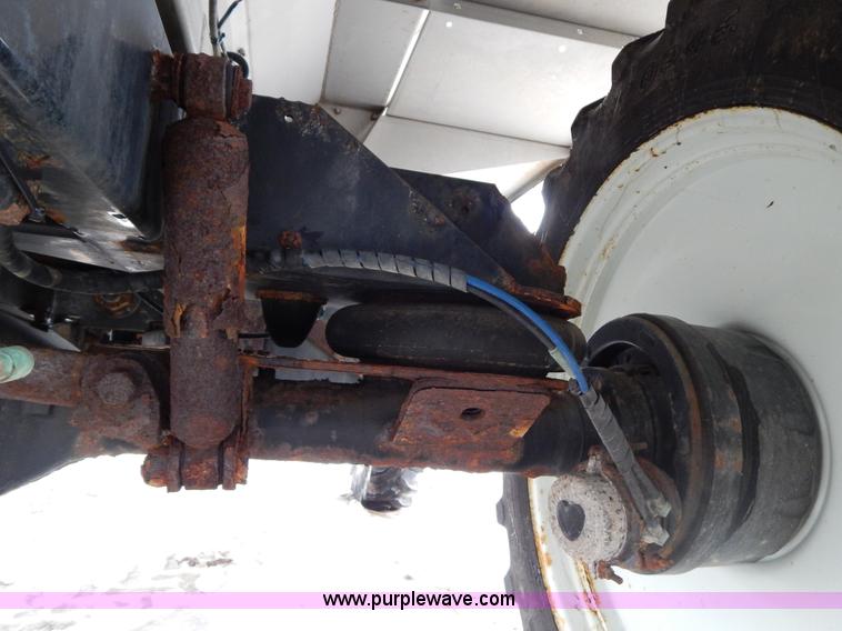 image for item I1148 2009 GVM Prowler 9275 self-propelled dry spreader