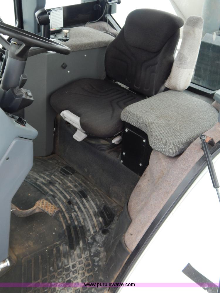 image for item I1148 2009 GVM Prowler 9275 self-propelled dry spreader