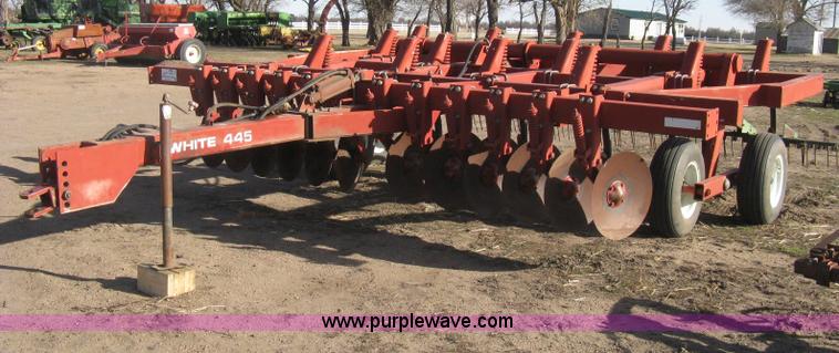 image for item I5593 White 445 mulch tiller