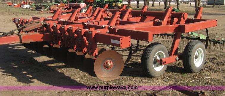image for item I5593 White 445 mulch tiller