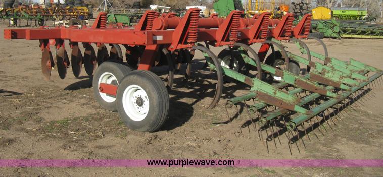 image for item I5593 White 445 mulch tiller