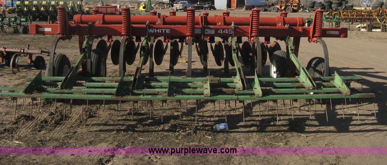 image for item I5593 White 445 mulch tiller