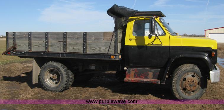 image for item I5695 1973 GMC dump body truck