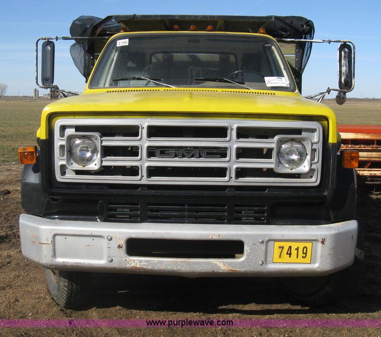 image for item I5695 1973 GMC dump body truck