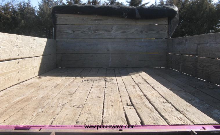 image for item I5695 1973 GMC dump body truck