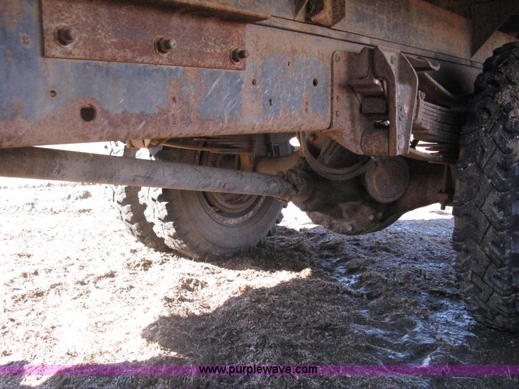 image for item I5695 1973 GMC dump body truck