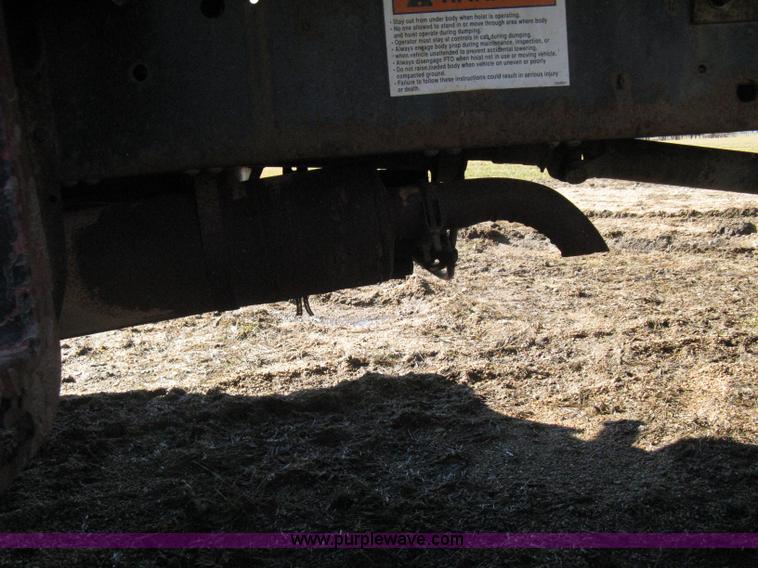 image for item I5695 1973 GMC dump body truck