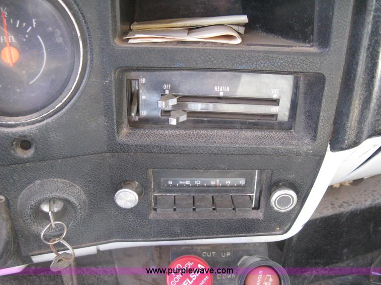 image for item I5695 1973 GMC dump body truck