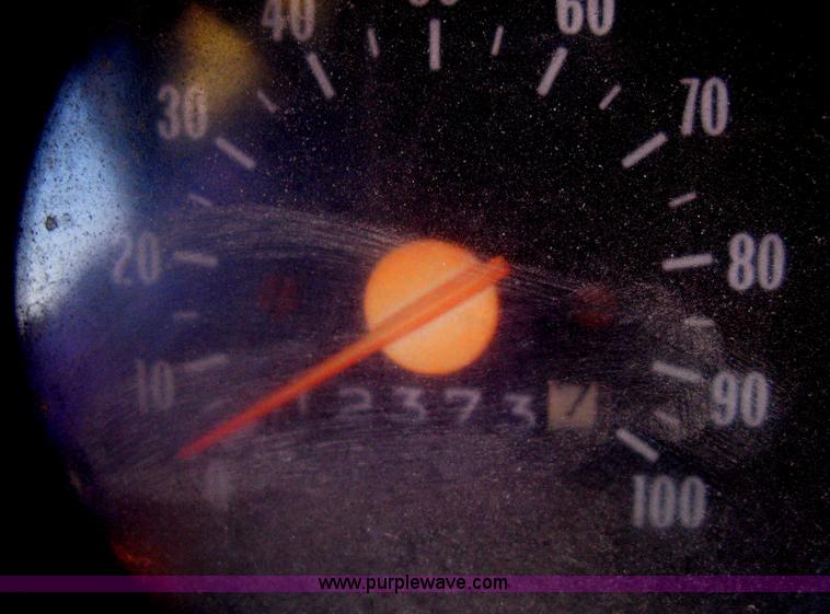 image for item I5695 1973 GMC dump body truck