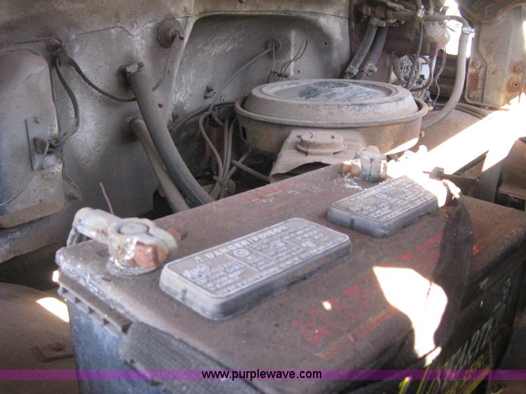 image for item I5695 1973 GMC dump body truck