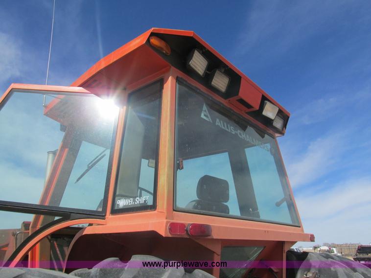 image for item I7216 Allis Chalmers 8070 MFWD tractor