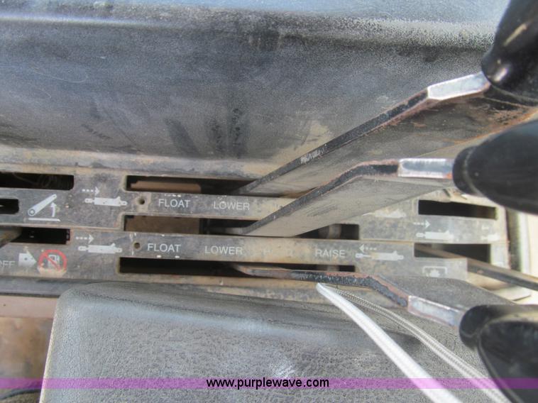 image for item I7216 Allis Chalmers 8070 MFWD tractor