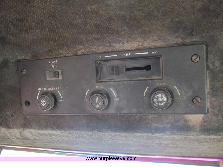 image for item I7216 Allis Chalmers 8070 MFWD tractor