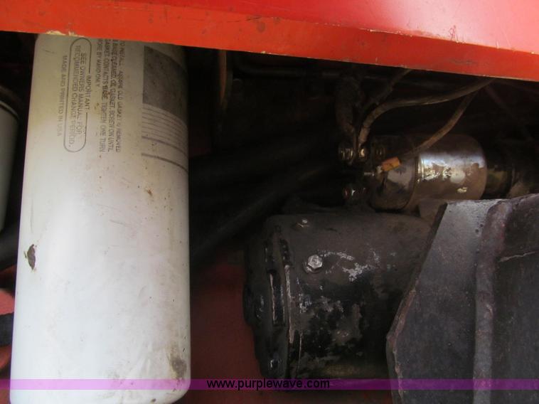 image for item I7216 Allis Chalmers 8070 MFWD tractor