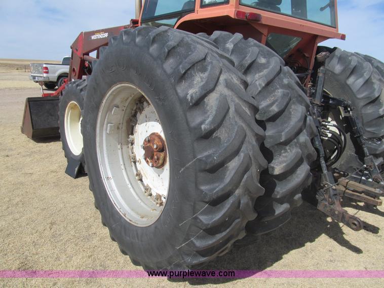 image for item I7216 Allis Chalmers 8070 MFWD tractor