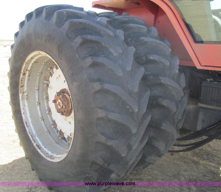 image for item I7216 Allis Chalmers 8070 MFWD tractor