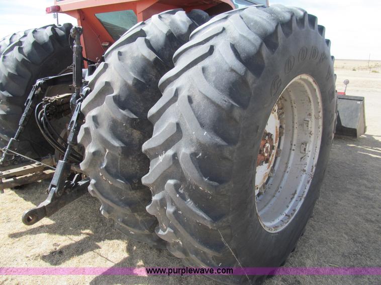 image for item I7216 Allis Chalmers 8070 MFWD tractor