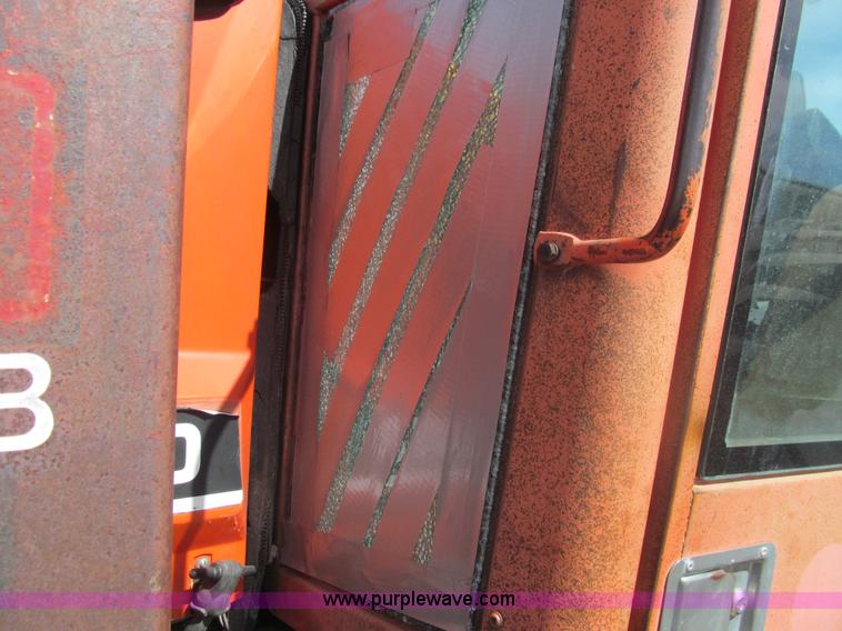 image for item I7216 Allis Chalmers 8070 MFWD tractor