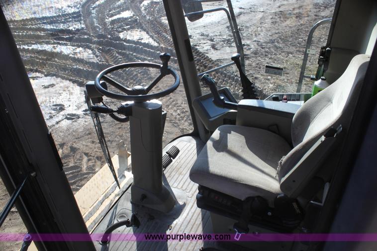 image for item I7485 2001 Lexion 470 combine