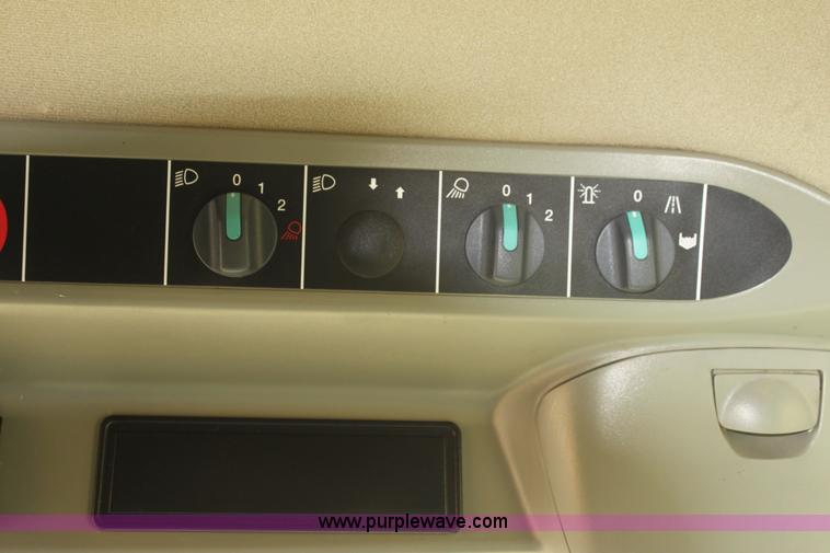 image for item I7485 2001 Lexion 470 combine