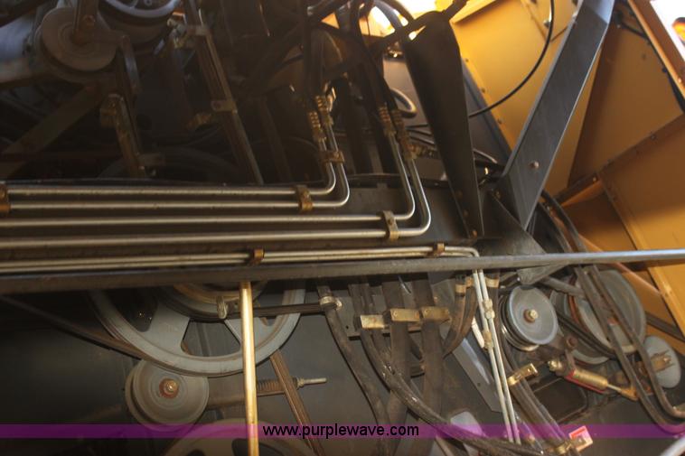 image for item I7485 2001 Lexion 470 combine