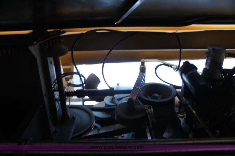 image for item I7485 2001 Lexion 470 combine