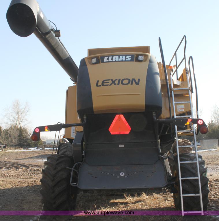 image for item I7486 2010 Lexion 580R Claas combine
