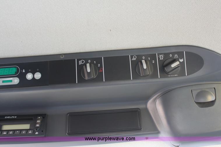 image for item I7486 2010 Lexion 580R Claas combine