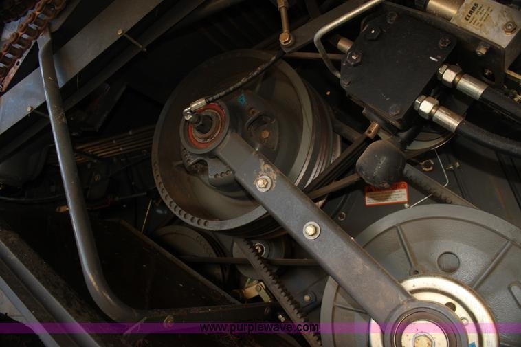 image for item I7486 2010 Lexion 580R Claas combine