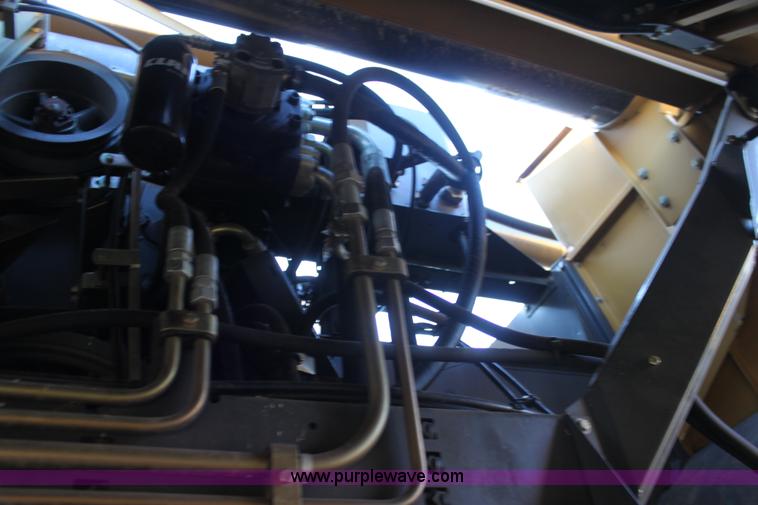 image for item I7486 2010 Lexion 580R Claas combine