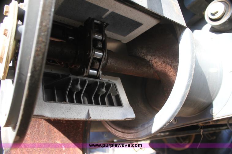 image for item I7486 2010 Lexion 580R Claas combine