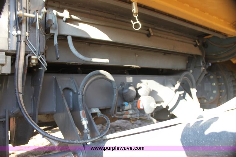 image for item I7486 2010 Lexion 580R Claas combine