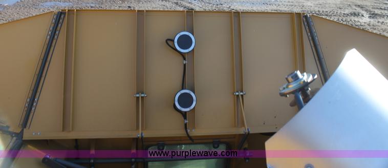 image for item I7486 2010 Lexion 580R Claas combine