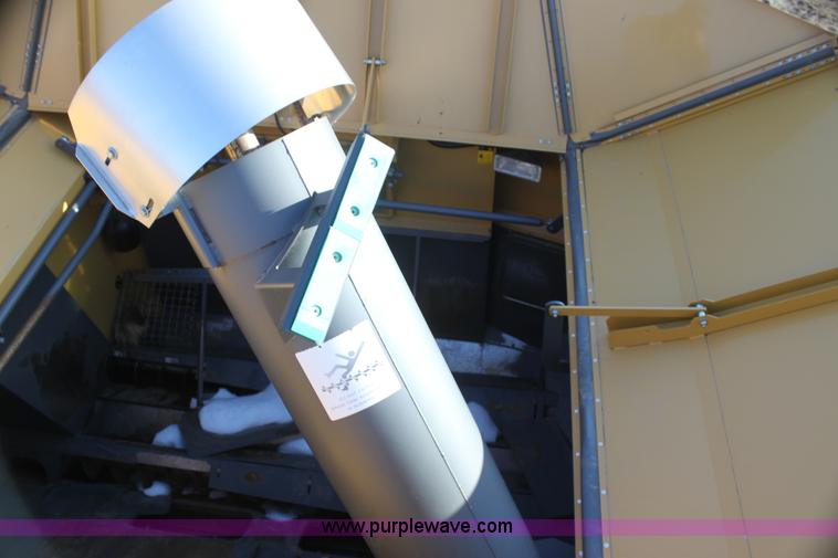 image for item I7486 2010 Lexion 580R Claas combine