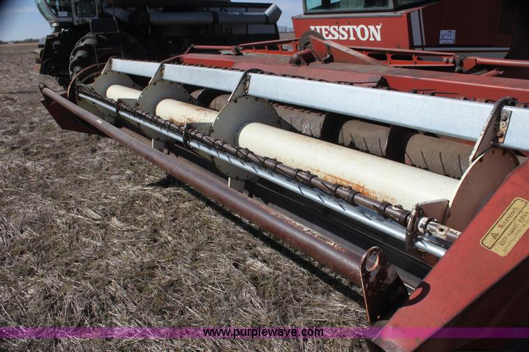 image for item I7495 1982 Hesston 6650 self-propelled swather