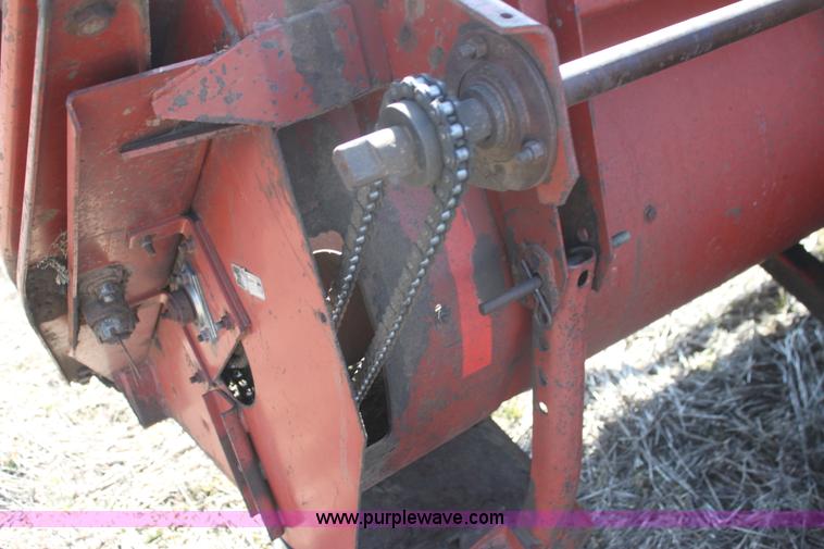 image for item I7495 1982 Hesston 6650 self-propelled swather