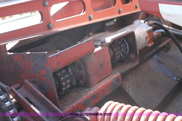 image for item I7495 1982 Hesston 6650 self-propelled swather