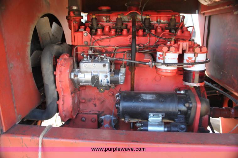 image for item I7495 1982 Hesston 6650 self-propelled swather