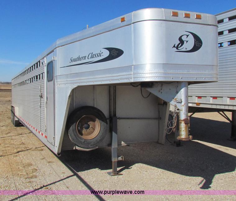 image for item I7499 2004 Southern Classic aluminum triple axle livestock trailer