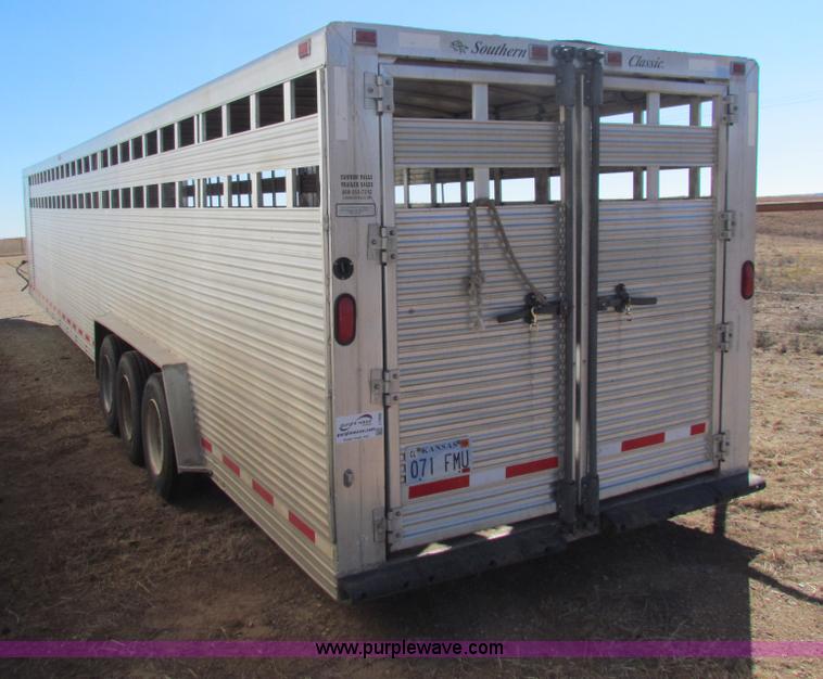 image for item I7499 2004 Southern Classic aluminum triple axle livestock trailer