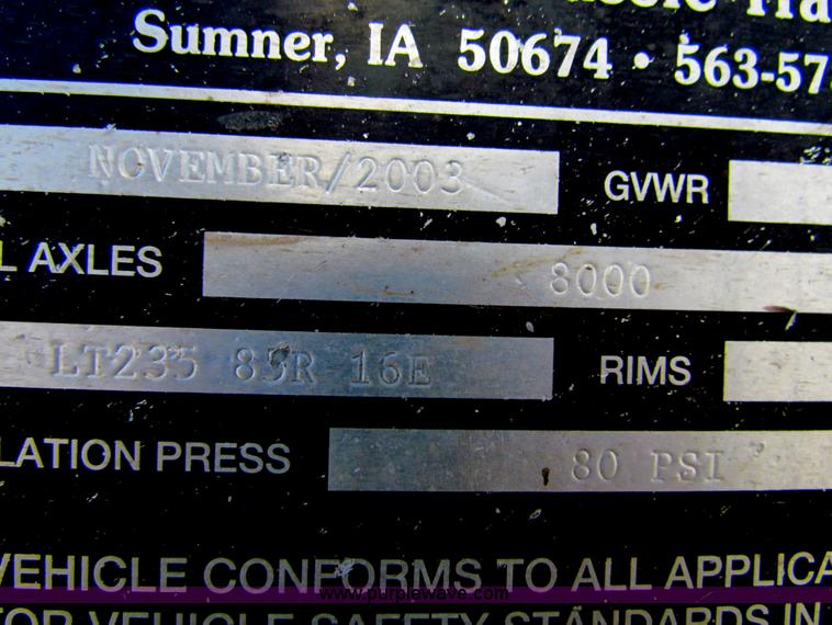 image for item I7499 2004 Southern Classic aluminum triple axle livestock trailer