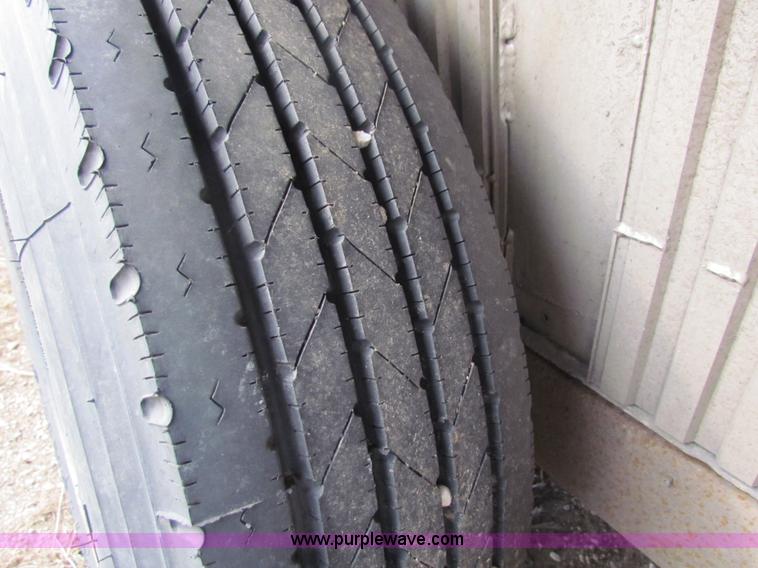 image for item I7499 2004 Southern Classic aluminum triple axle livestock trailer