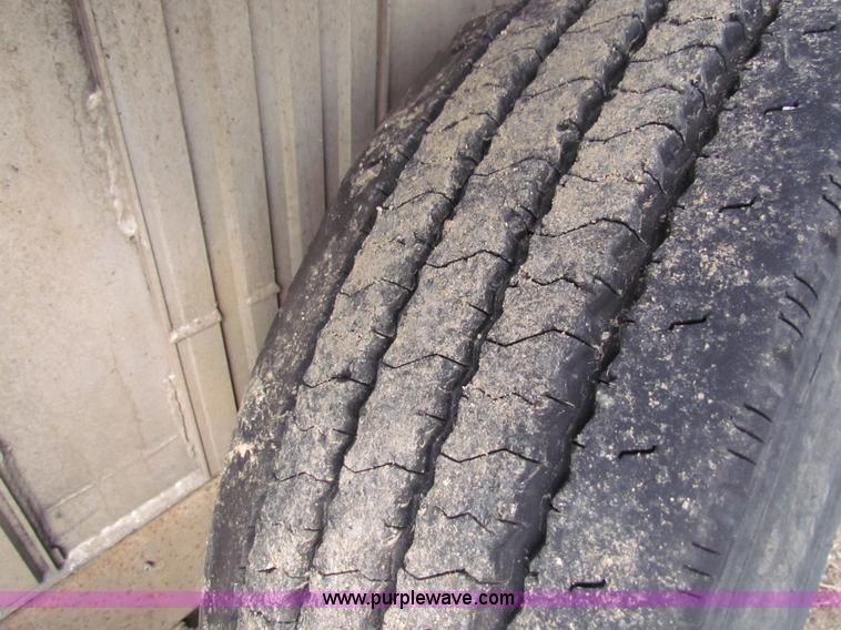 image for item I7499 2004 Southern Classic aluminum triple axle livestock trailer