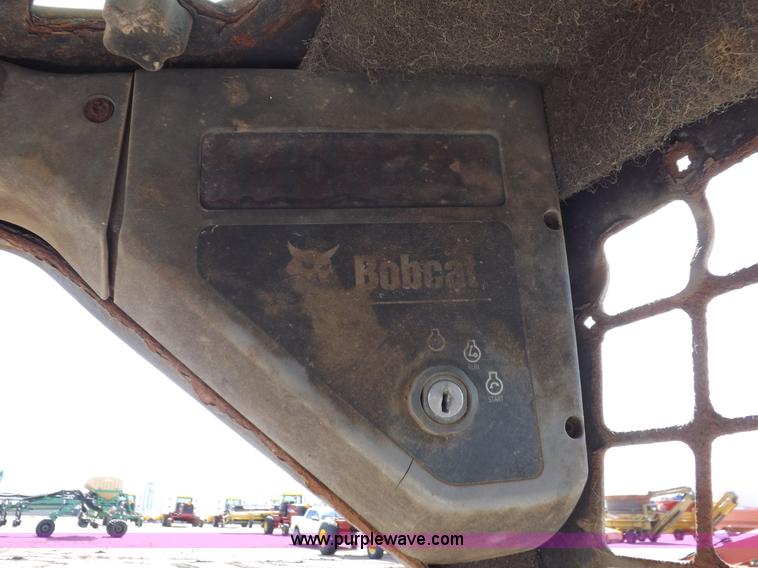 image for item I9067 2007 Bobcat S150 skid steer