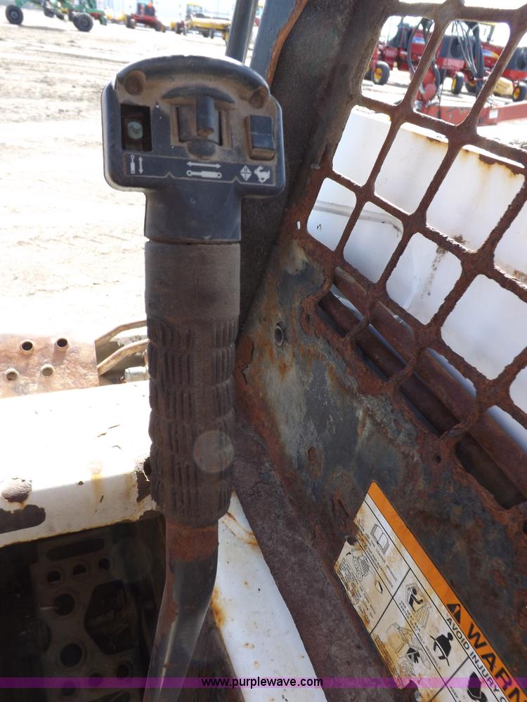 image for item I9067 2007 Bobcat S150 skid steer