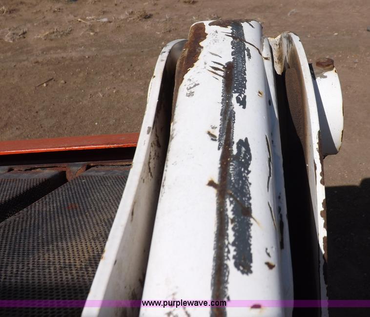 image for item I9067 2007 Bobcat S150 skid steer