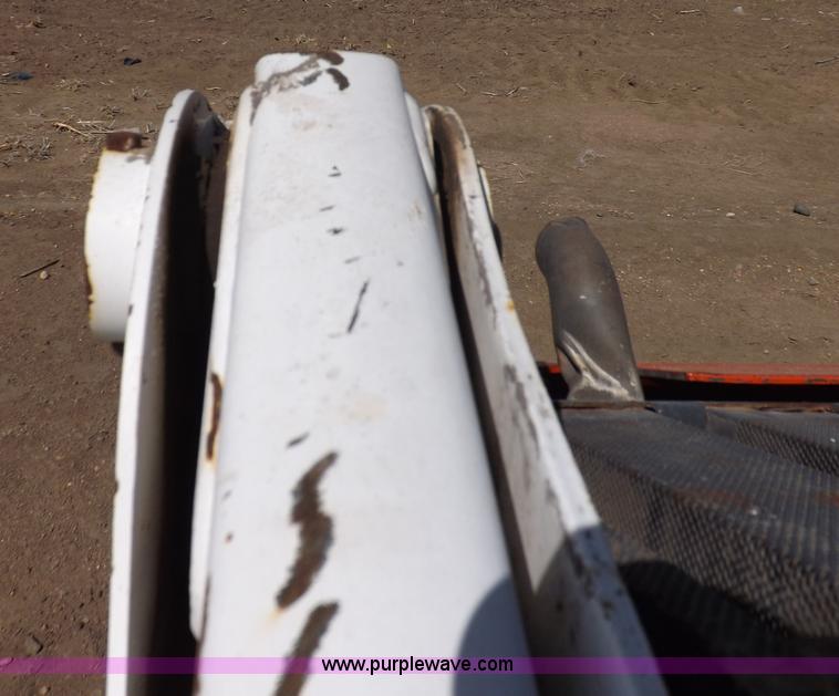 image for item I9067 2007 Bobcat S150 skid steer