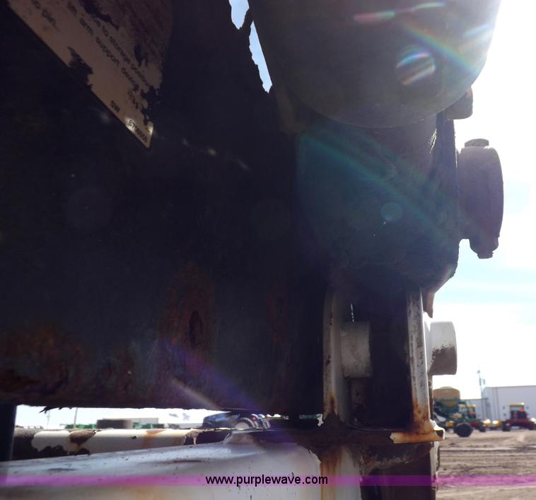 image for item I9067 2007 Bobcat S150 skid steer