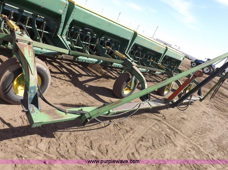 image for item I9068 John Deere 9300 planter