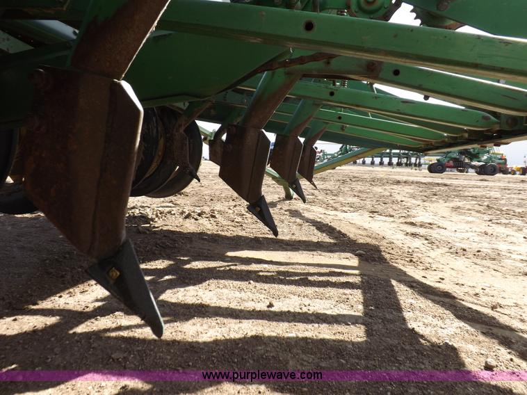 image for item I9068 John Deere 9300 planter